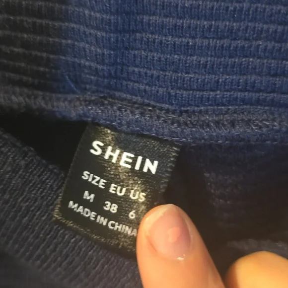 SHEIN SOILD KNOT SWEATPANT - Picture 4 of 4